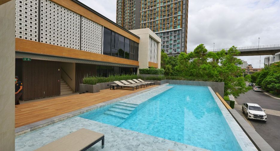 For sale 4 ベッドルーム house in Yan Nawa, Bangkok