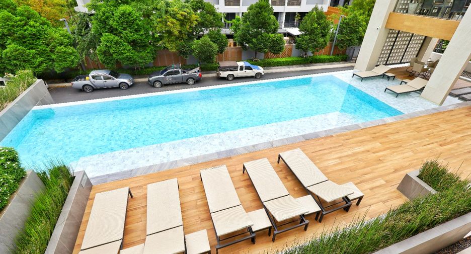 For sale 4 ベッドルーム house in Yan Nawa, Bangkok