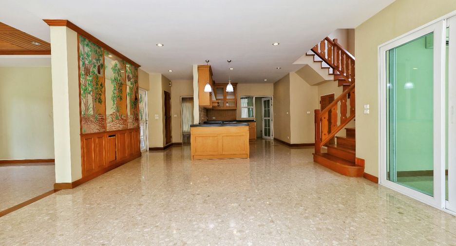 For sale 4 bedrooms house in Bang Kruai, Nonthaburi