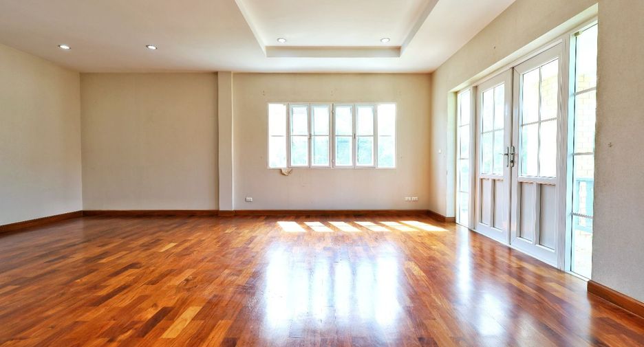 For sale 4 bedrooms house in Bang Kruai, Nonthaburi