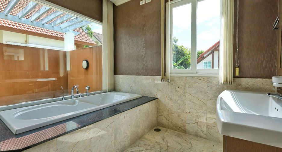 For sale 4 bedrooms house in Bang Kruai, Nonthaburi