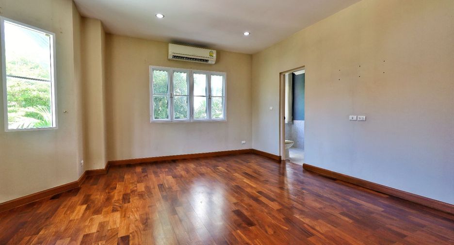 For sale 4 bedrooms house in Bang Kruai, Nonthaburi
