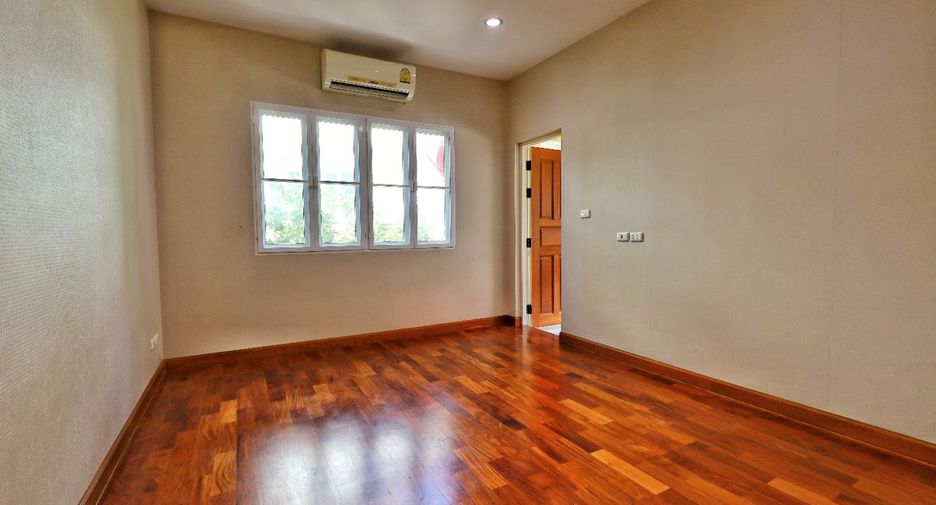 For sale 4 bedrooms house in Bang Kruai, Nonthaburi