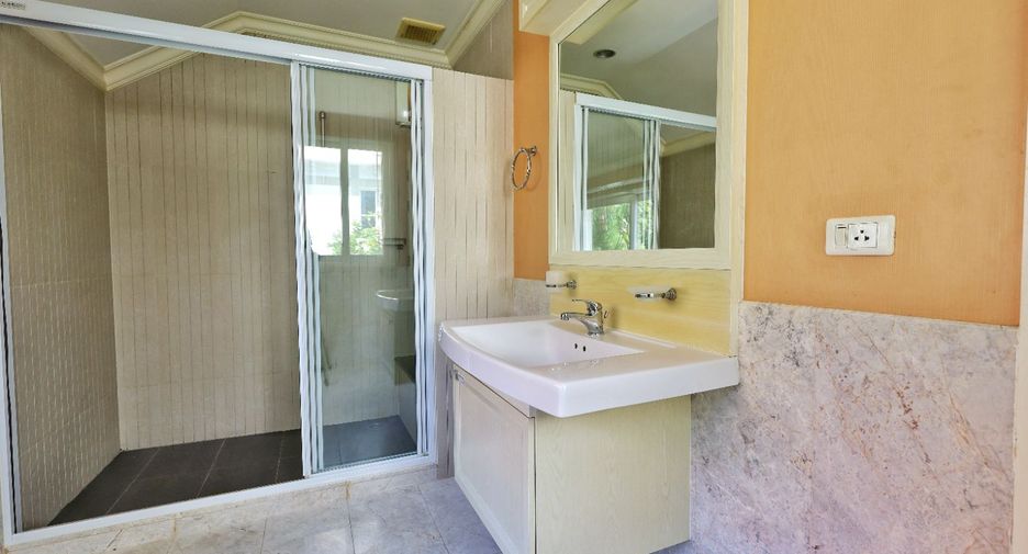 For sale 4 bedrooms house in Bang Kruai, Nonthaburi