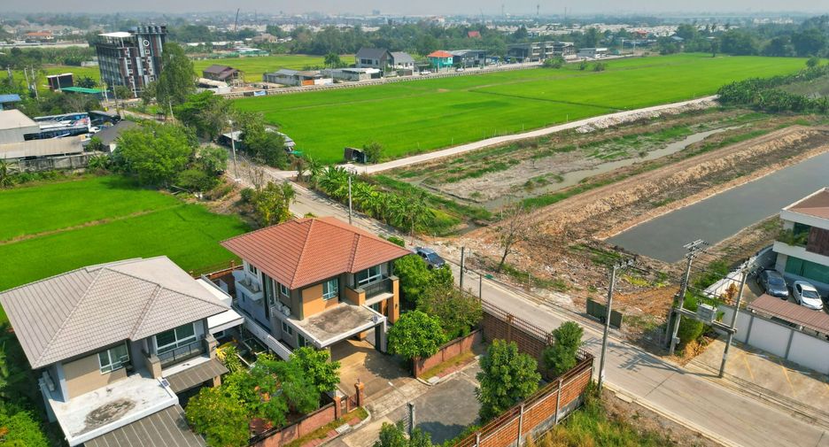 Casa en venta de 4 habitaciones en Pak Kret, Nonthaburi