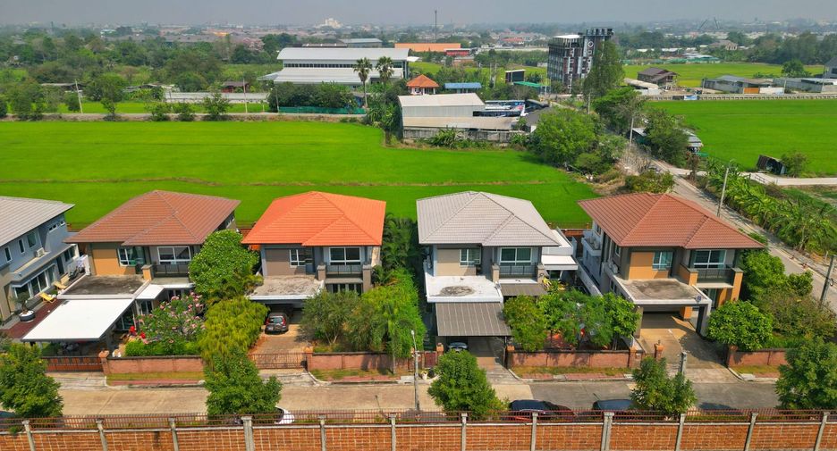 Casa en venta de 4 habitaciones en Pak Kret, Nonthaburi
