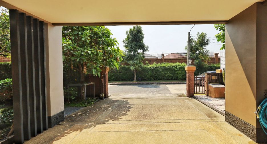 Casa en venta de 4 habitaciones en Pak Kret, Nonthaburi