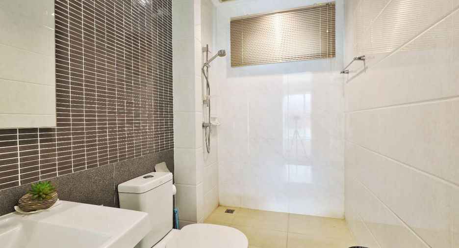 Casa en venta de 4 habitaciones en Pak Kret, Nonthaburi