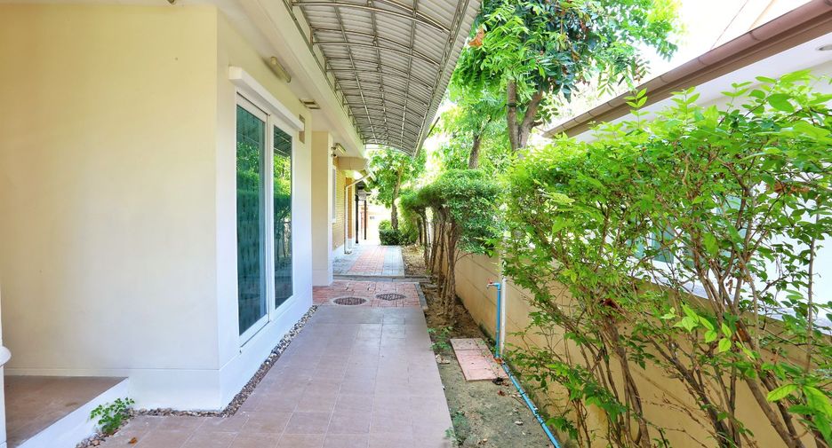 For sale 4 bedrooms house in Bang Kruai, Nonthaburi