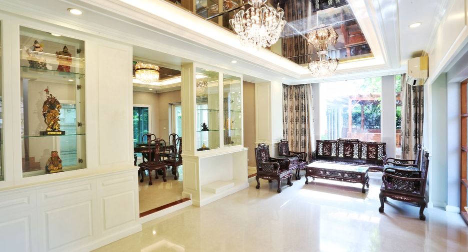 For sale 4 bedrooms house in Bang Kruai, Nonthaburi