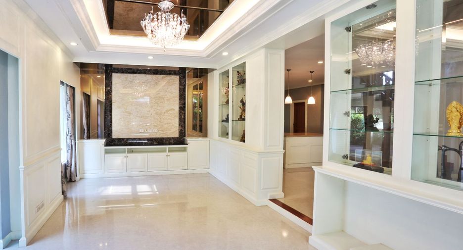 For sale 4 bedrooms house in Bang Kruai, Nonthaburi