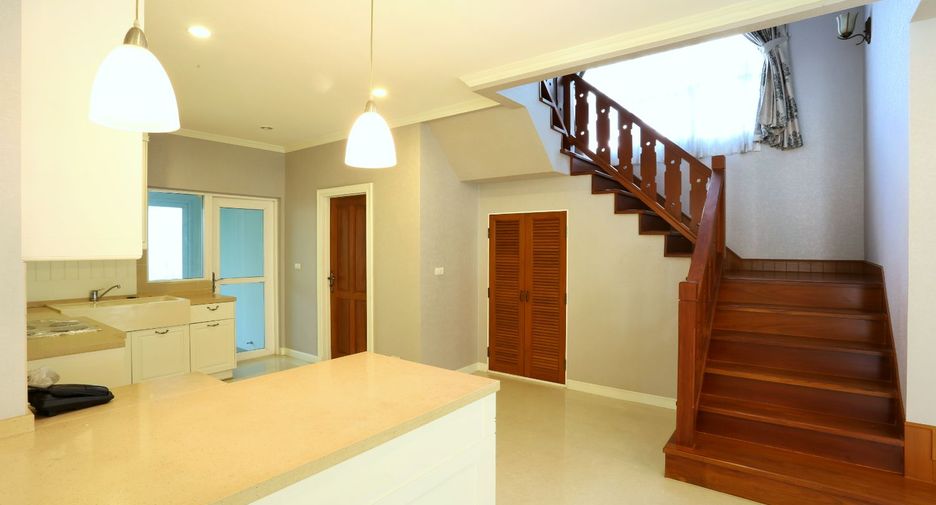 For sale 4 bedrooms house in Bang Kruai, Nonthaburi