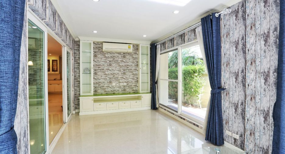 For sale 4 bedrooms house in Bang Kruai, Nonthaburi