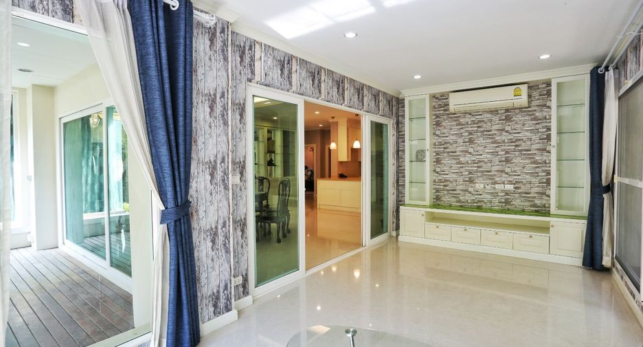 For sale 4 bedrooms house in Bang Kruai, Nonthaburi