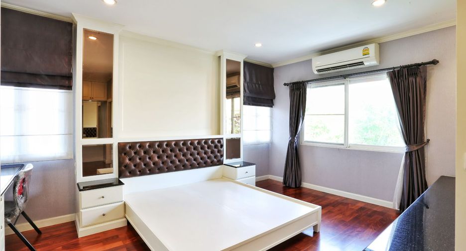 For sale 4 bedrooms house in Bang Kruai, Nonthaburi