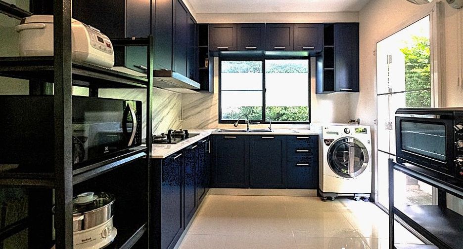 For rent 3 bed house in Bang Phli, Samut Prakan
