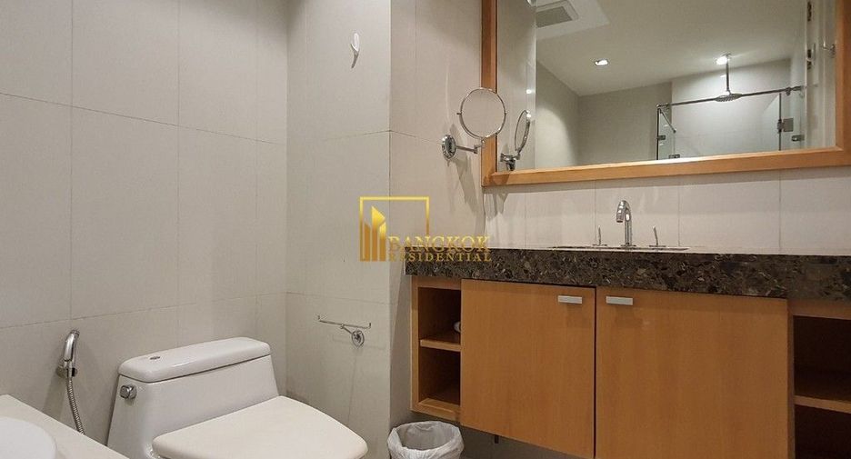 À louer 2 chambres condo à Pathum Wan, Bangkok