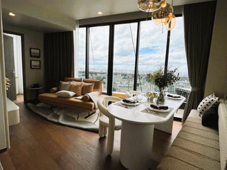 For rent 2 bedrooms condo in Ratchathewi, Bangkok