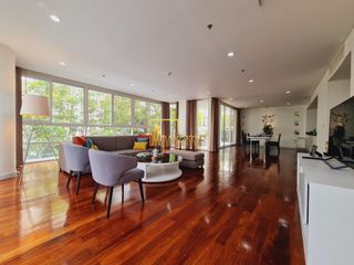 For rent 3 bedrooms apartment in Watthana, Bangkok