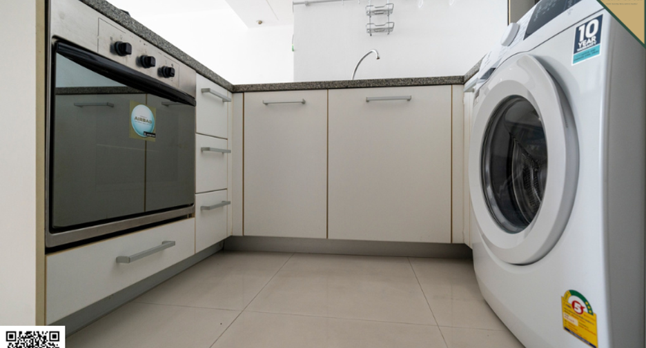 For sale 2 bedrooms condo in Khlong Toei, Bangkok