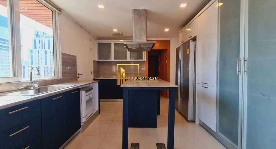 Apartamento en alquiler de 3 habitaciones en Watthana, Bangkok