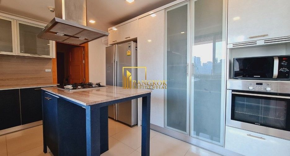 Apartamento en alquiler de 3 habitaciones en Watthana, Bangkok