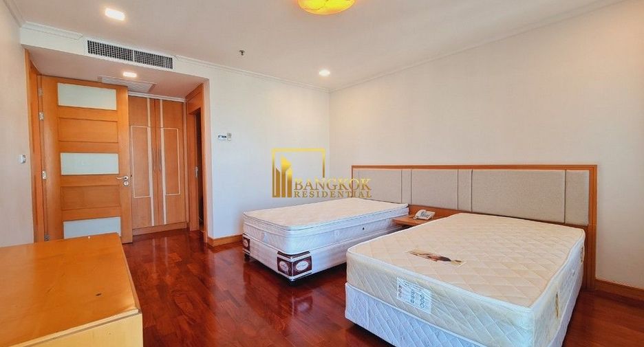Apartamento en alquiler de 3 habitaciones en Watthana, Bangkok