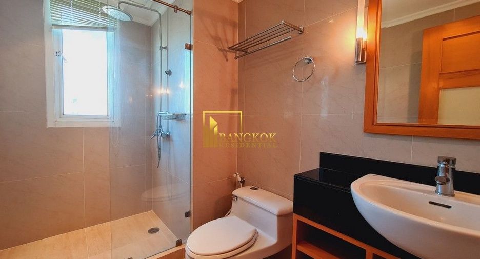 Apartamento en alquiler de 3 habitaciones en Watthana, Bangkok