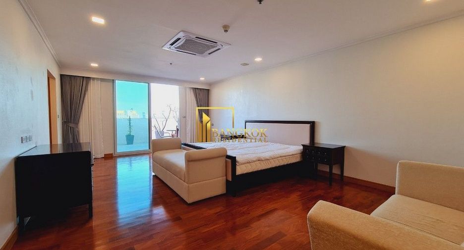 Apartamento en alquiler de 3 habitaciones en Watthana, Bangkok