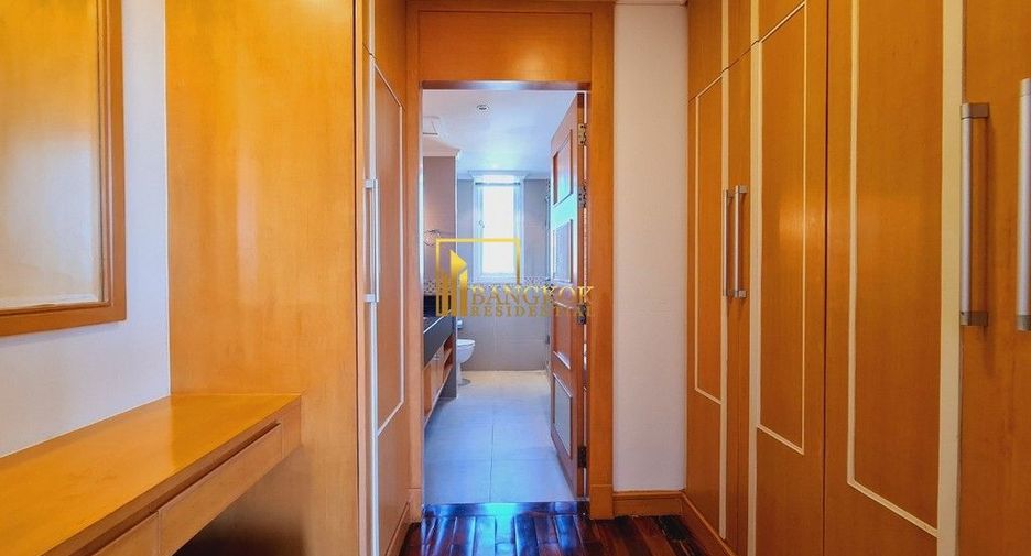 Apartamento en alquiler de 3 habitaciones en Watthana, Bangkok