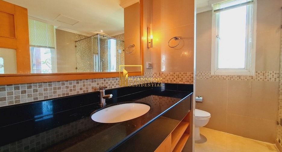 Apartamento en alquiler de 3 habitaciones en Watthana, Bangkok
