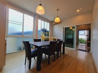 Apartamento en alquiler de 3 habitaciones en Khlong Toei, Bangkok