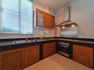 Apartamento en alquiler de 3 habitaciones en Khlong Toei, Bangkok