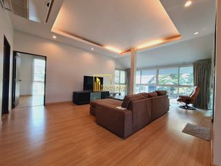Apartamento en alquiler de 3 habitaciones en Khlong Toei, Bangkok