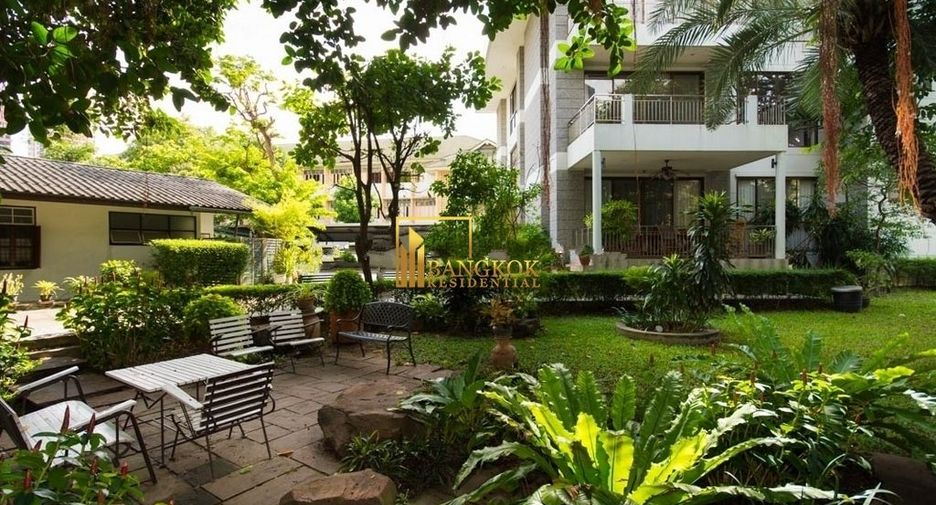 Apartamento en alquiler de 3 habitaciones en Khlong Toei, Bangkok