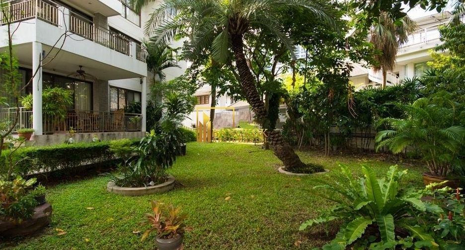 Apartamento en alquiler de 3 habitaciones en Khlong Toei, Bangkok