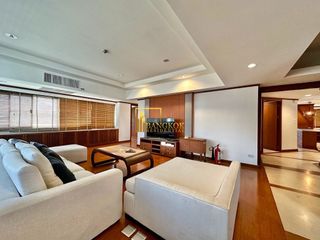 For rent 4 ベッドルーム condo in Watthana, Bangkok
