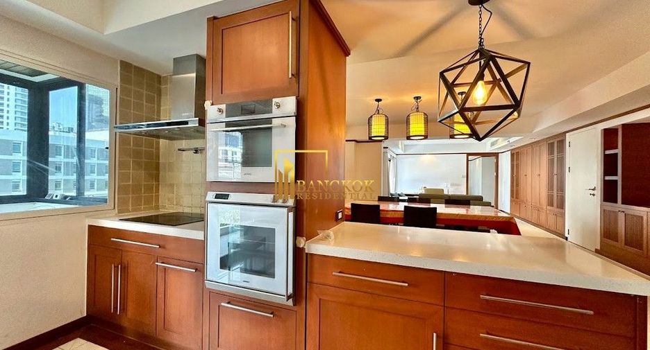 Wohnung zur Miete mit 4 Zimmer in Watthana, Bangkok