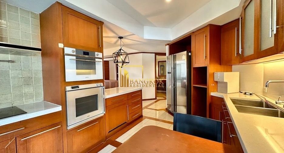 Wohnung zur Miete mit 4 Zimmer in Watthana, Bangkok