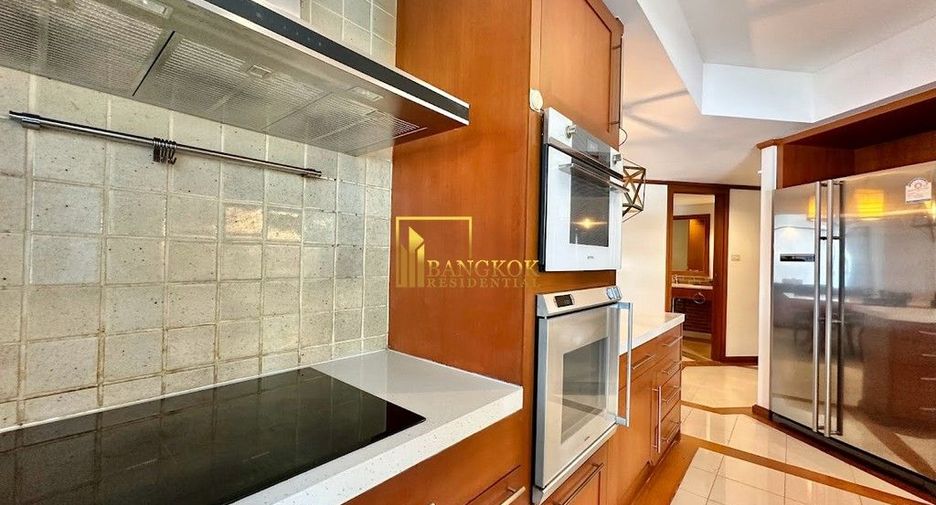 Wohnung zur Miete mit 4 Zimmer in Watthana, Bangkok