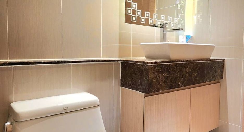 For rent 2 bedrooms condo in Bang Lamung, Chonburi