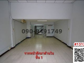 For sale 4 bedrooms retail Space in Lat Krabang, Bangkok