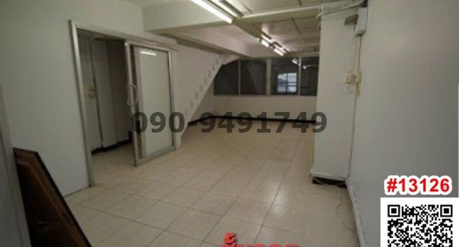 For sale 4 bedrooms retail Space in Lat Krabang, Bangkok