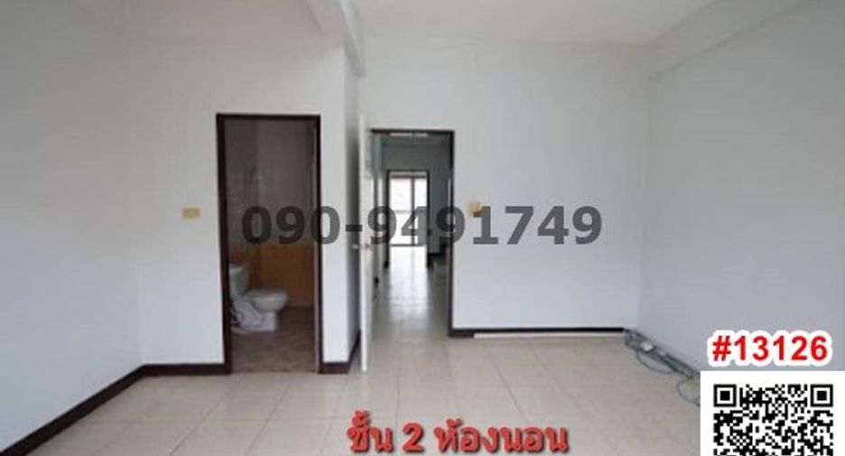 For sale 4 bedrooms retail Space in Lat Krabang, Bangkok