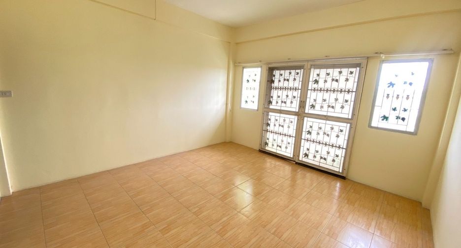 For sale 4 bedrooms retail Space in Mueang Rayong, Rayong