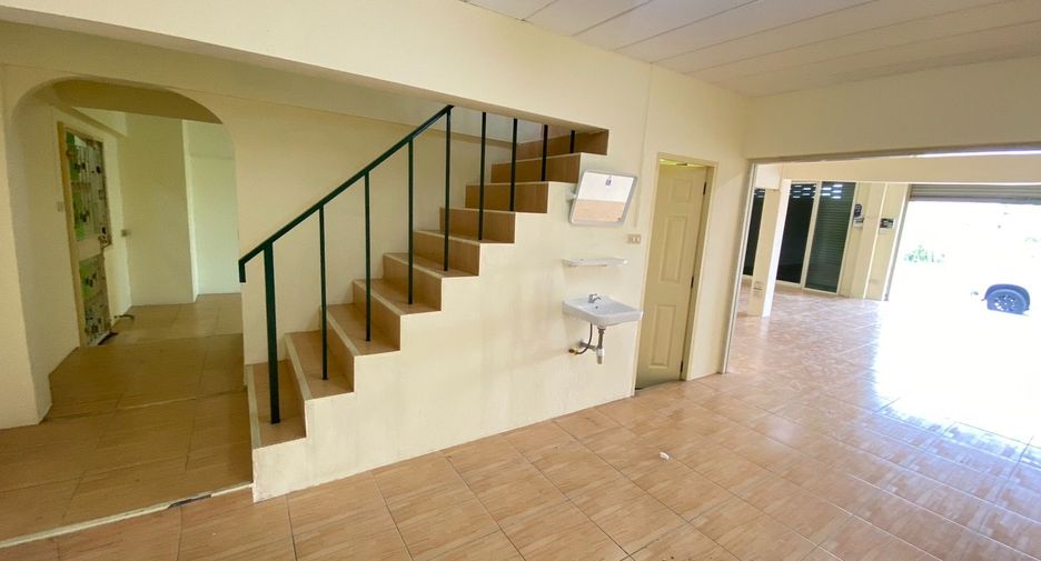 For sale 4 bedrooms retail Space in Mueang Rayong, Rayong