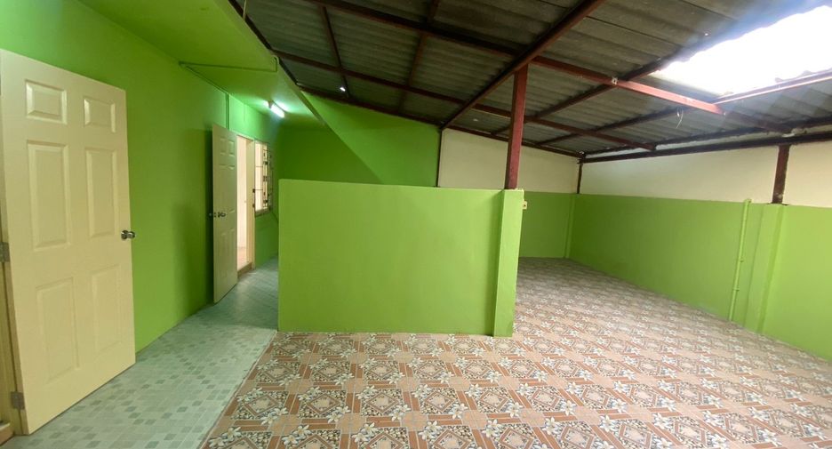 For sale 4 bedrooms retail Space in Mueang Rayong, Rayong