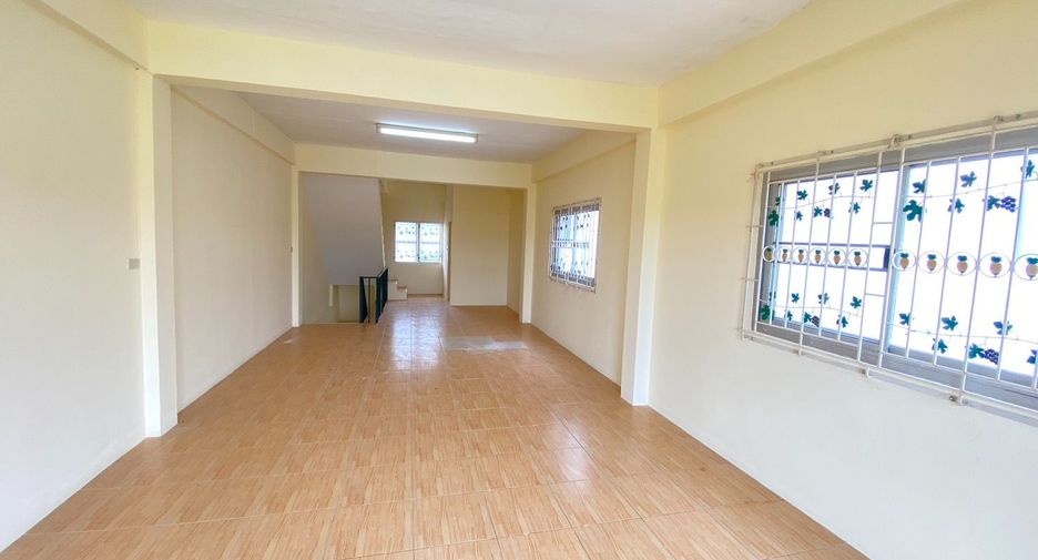 For sale 4 bedrooms retail Space in Mueang Rayong, Rayong