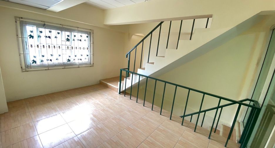 For sale 4 bedrooms retail Space in Mueang Rayong, Rayong