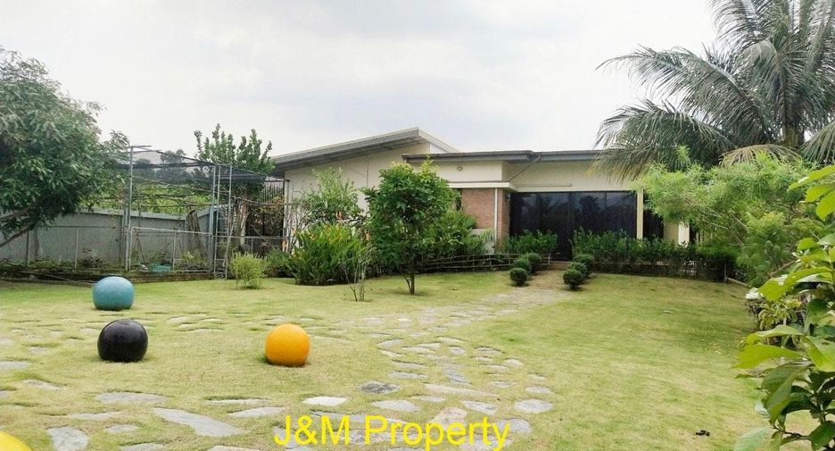 For sale 3 bedrooms house in Cha Am, Phetchaburi